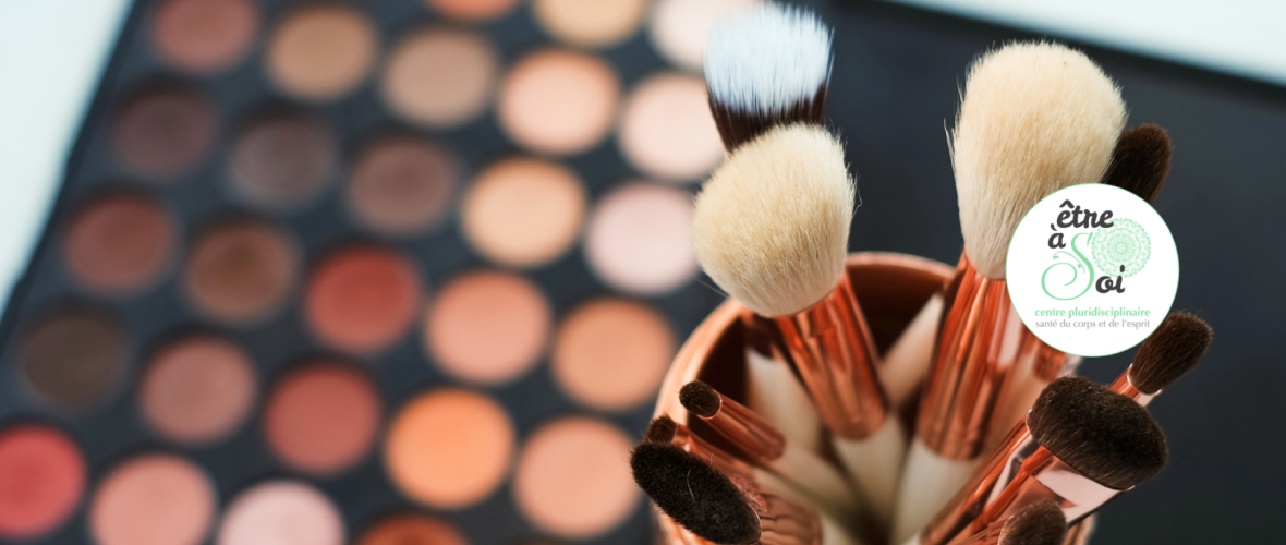 Choix de couleurs et pinceaux pour l'atelier maquillage